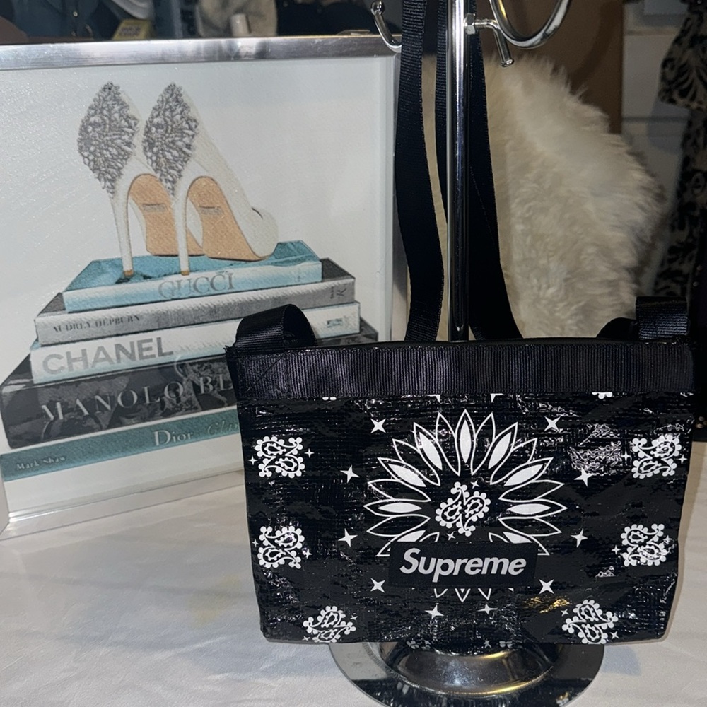 Supreme 2021 Bandanna Trap Side Bag EUC - Picture 2 of 11